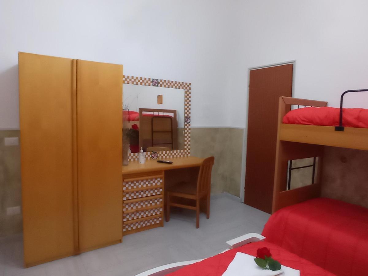 Mary Home - Casa Vacanza ตาออร์มินา ภายนอก รูปภาพ